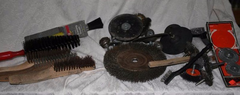 lot 479 image: Part Cleaning Tools