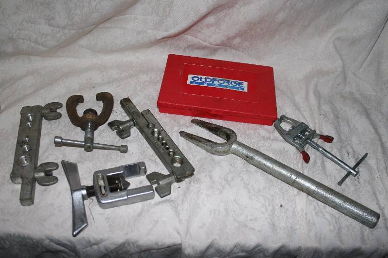 lot 482 image: Pipe Tools