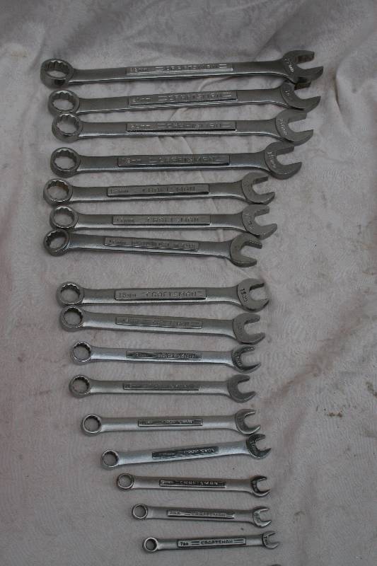 lot 527 image: Open End Box End Wrench Set