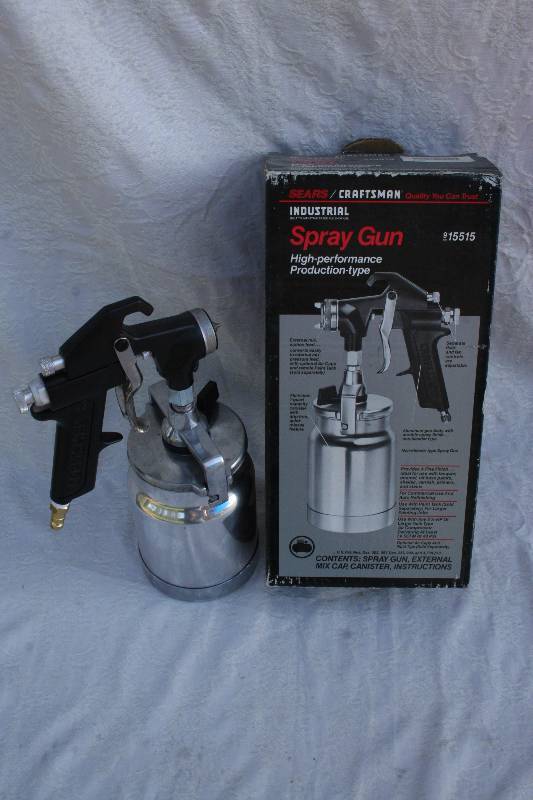 lot 537 image: Pneumatic Spray Gun