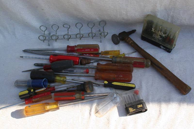 lot 543 image: Hand Tools