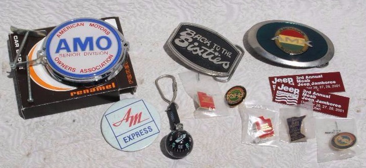lot 584 image: Memorabilia