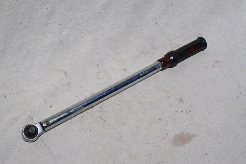 lot 604 image: Torque Wrench