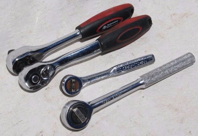 lot 609 image: Ratchets