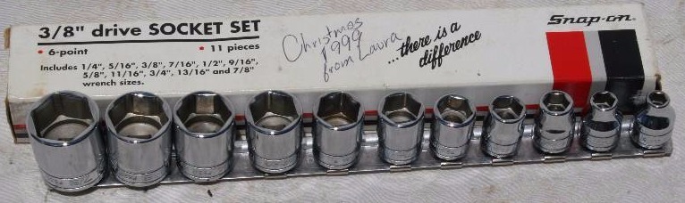 lot 614 image: Socket Set