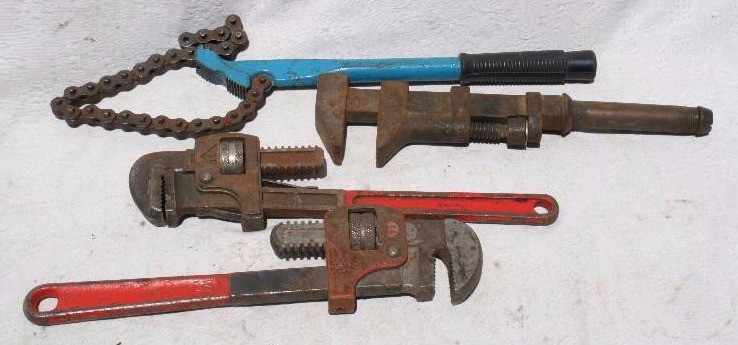 lot 616 image: Pipe Wrenches