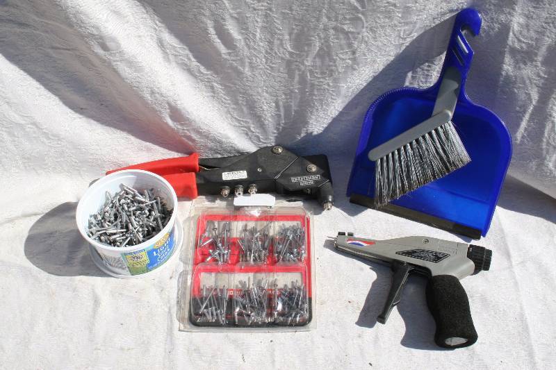 lot 556 image: Riveting Tool and More