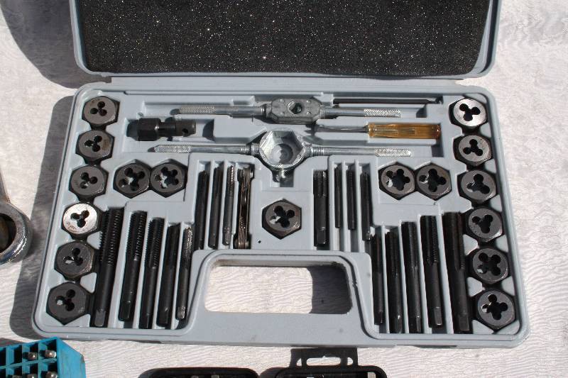 lot 559 image: Tap and Die Set and More