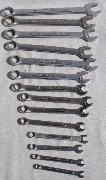 lot 566 image: Wrenches
