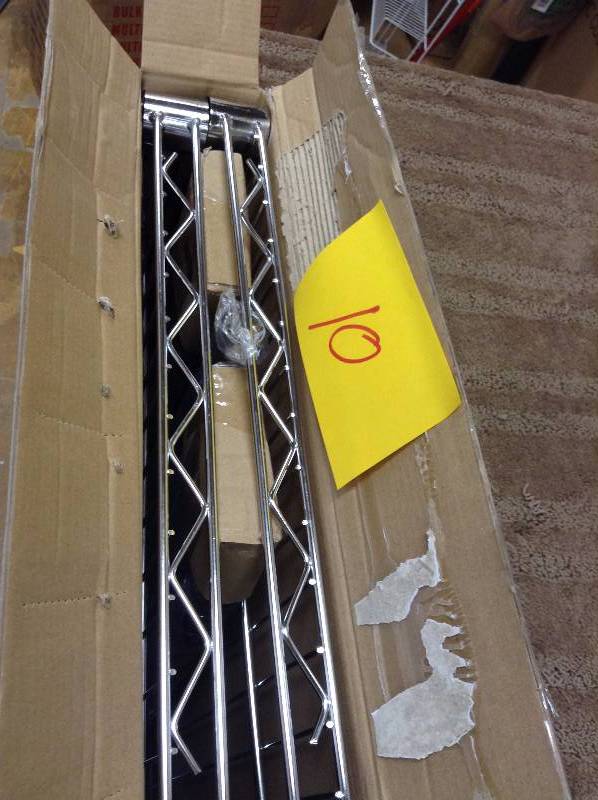 lot 10 image: Commercial Grade Garmen Rack