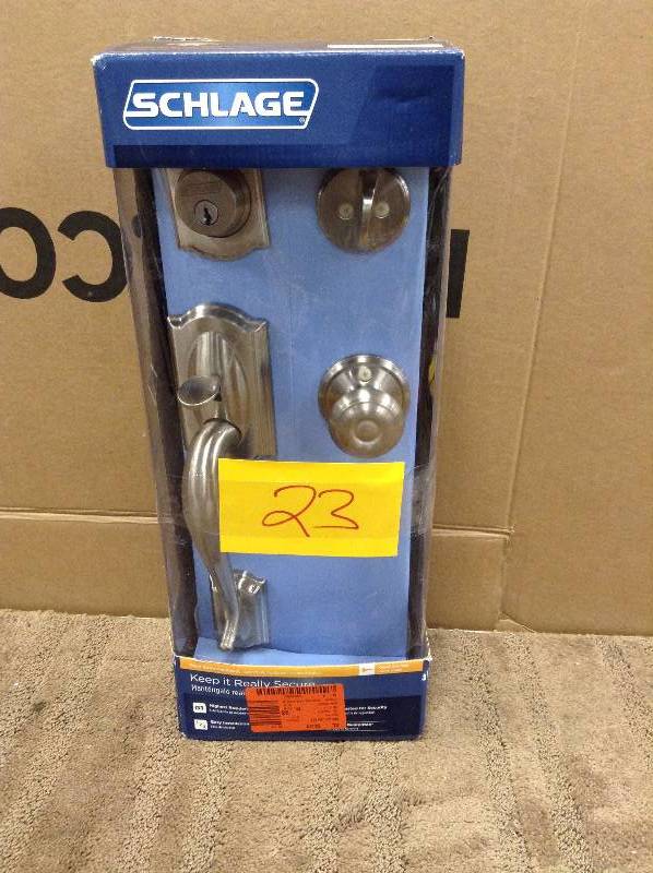 lot 23 image: Schlage Georgian Satin Nickel Camelot Trim Single Cylinder Handleset Knob