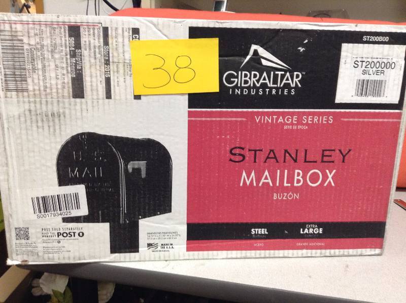 lot 38 image: Gibraltar Mailbox Gray slight damage