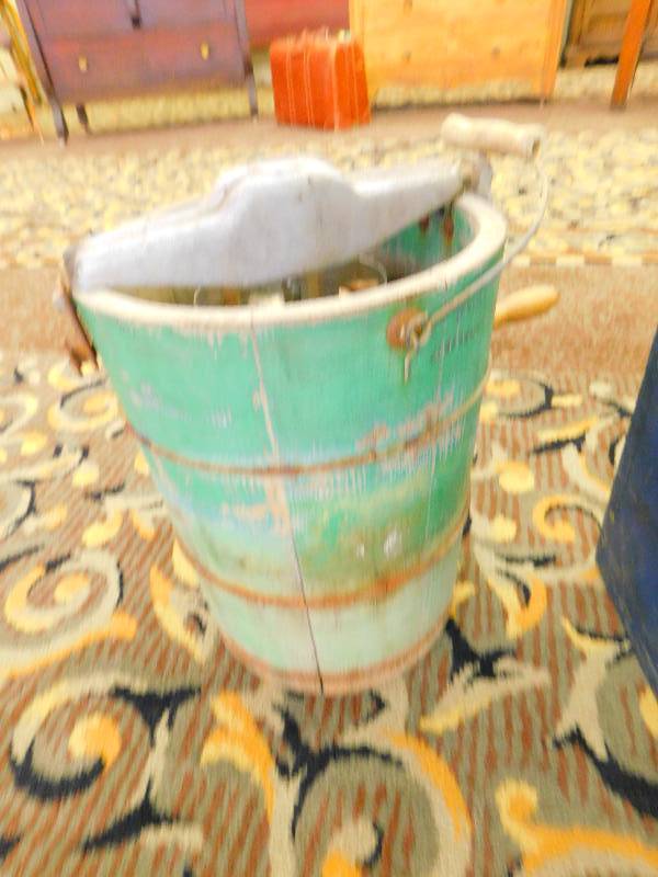 VINTAGE ICE CREAM MAKER