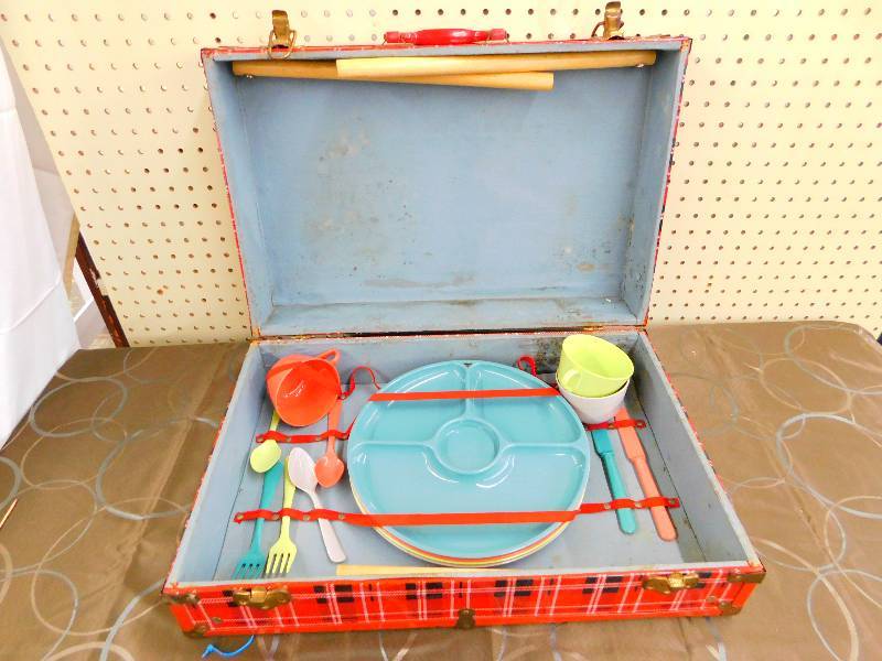 CHILDS PICNIC SET