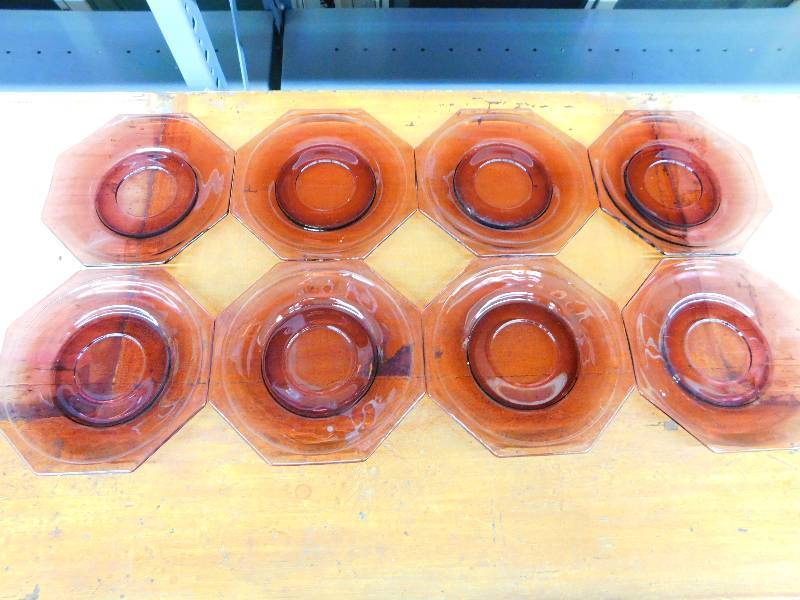 SET OF 8 BROWN GLASS PLATES