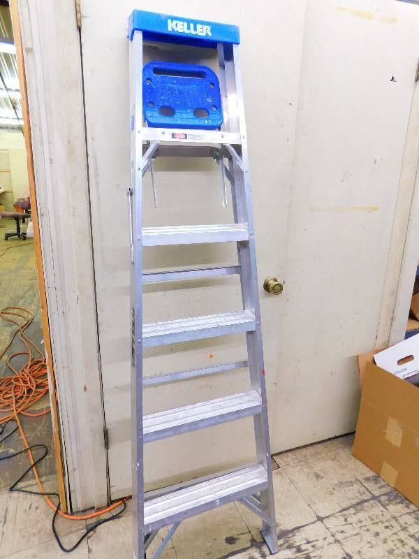 KELLER 6 A FRAME LADDER