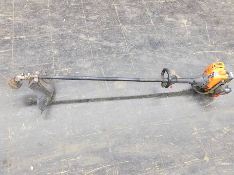 REMINGTON GAS POWERED TRIMMER