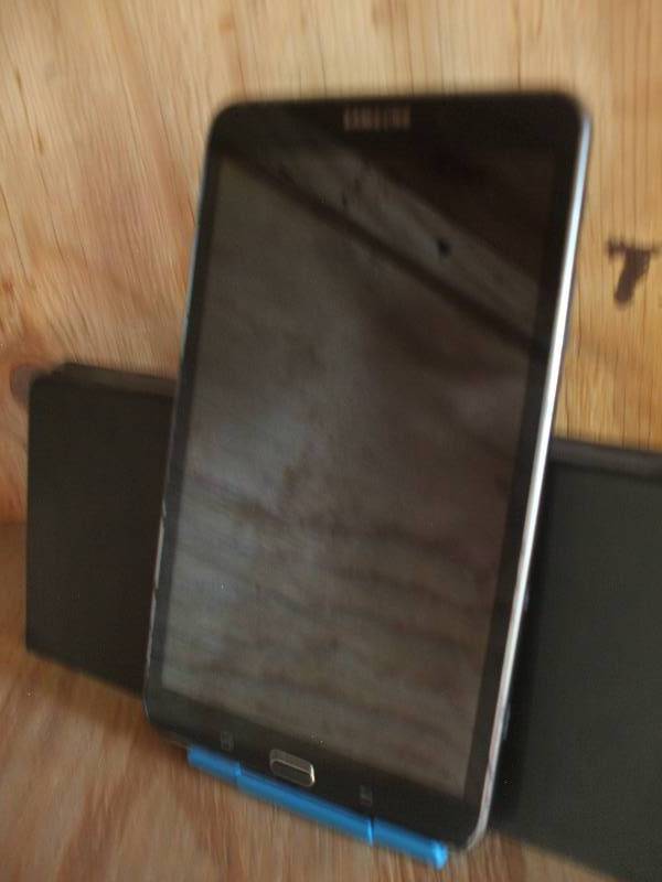 SAMSUNG TABLET