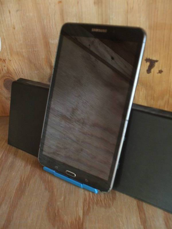 SAMSUNG TABLET
