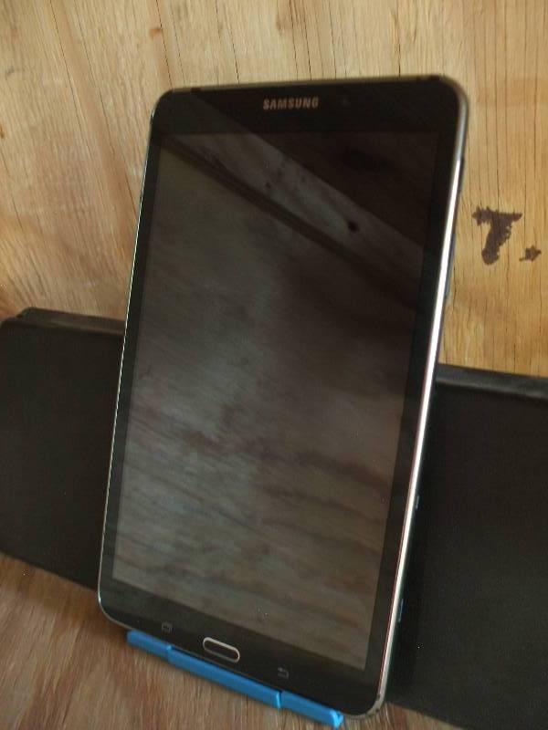 SAMSUNG TABLET