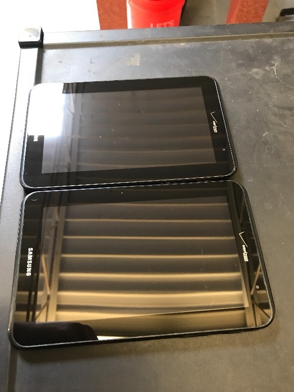 2 SAMSUNG GALAXY TAB2