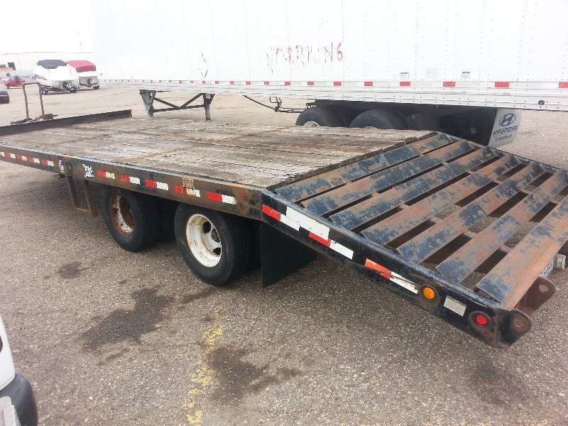 2002 Towmaster T20 Tandem Axle Trailer