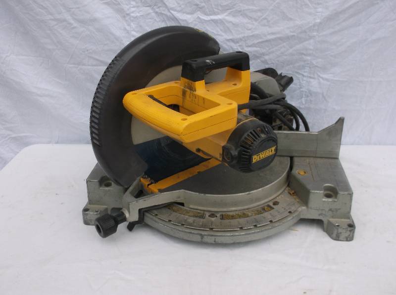 DeWalt