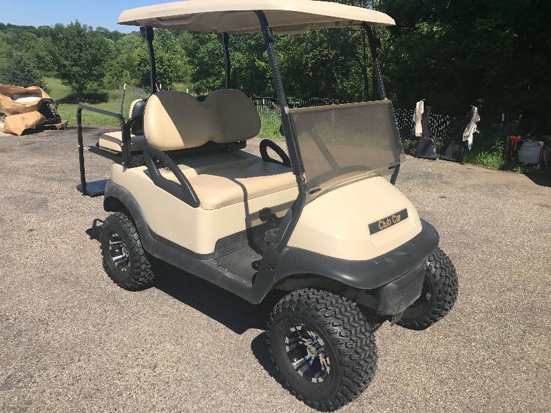 2011 Club Car Precedent Lifted Golf Cart