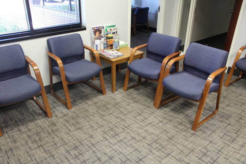 End Table, 4-Lobby Chairs