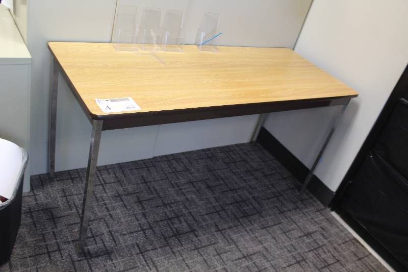 Lot of (2) Office Tables