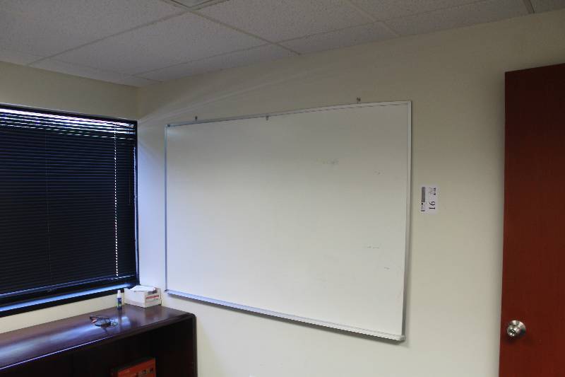 White Board w Marker Tray