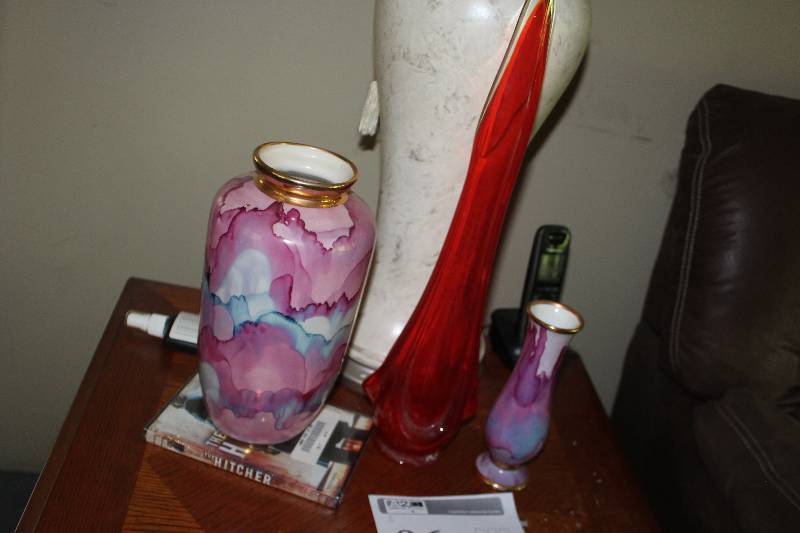lot 96 image: Lot of (3) Decorative Table Vases