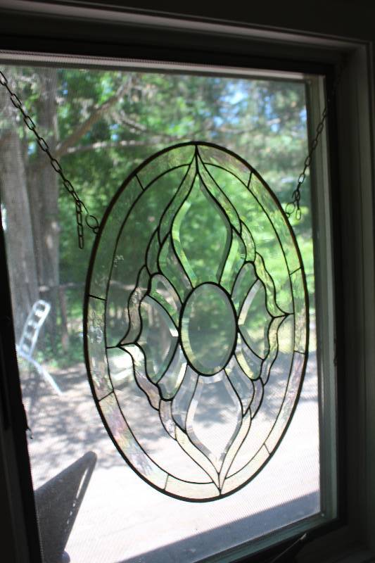 lot 29 image: Glass Door Decoration