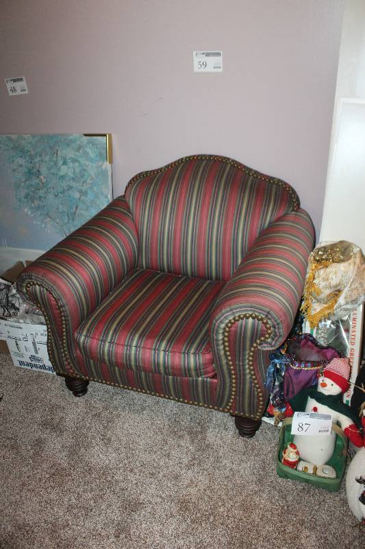 lot 59 image: Living Room Easy Chair