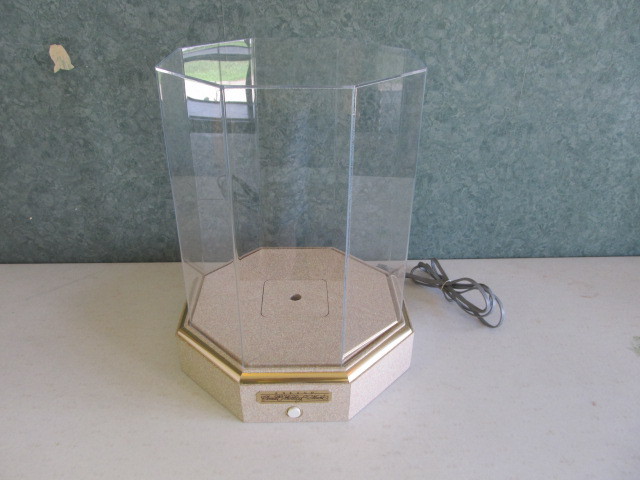 Vintage ENESCO Electric Display Case