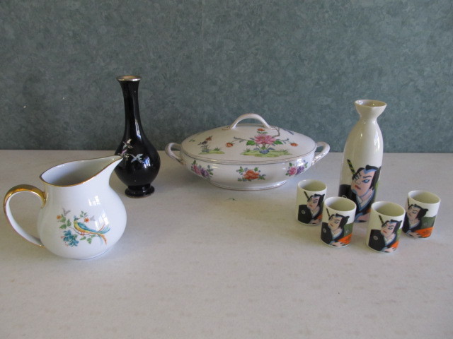 Group of Vintage Oriental Pottery Sake Set etc