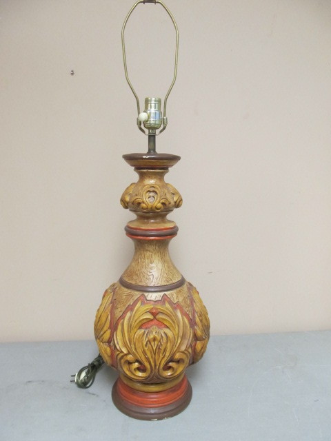 Textured Vintage Ceramic Table Lamp