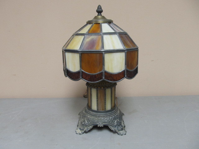 Vintage Slag Glass Table Lamp