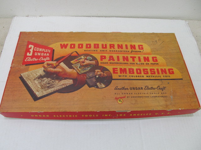 lot 45 image: Vintage Woodburning Craft Kit in Box
