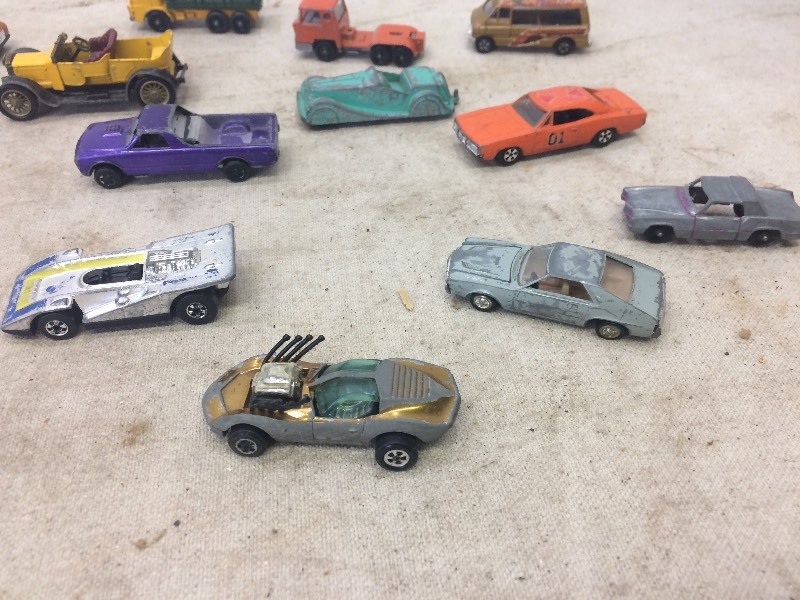 lot 83 image: Lot of Vintage Matchbox Hot Wheels etc Cars