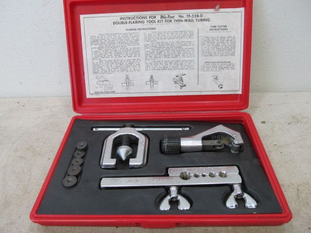 lot 64 image: SNAP-ON Blue Point Double Flaring Tool Kit