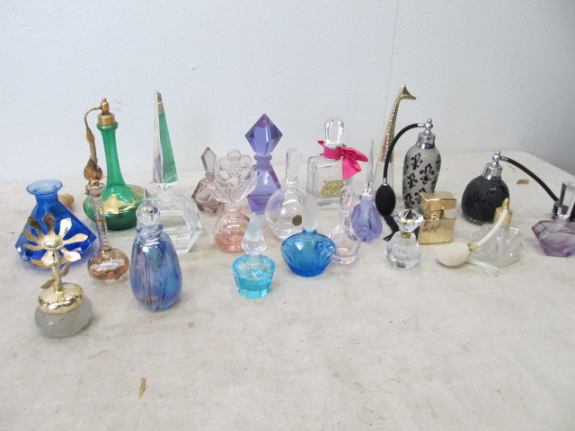 lot 13 image: Nice Collection of Vintage Perfume Bottles Atomizers etc