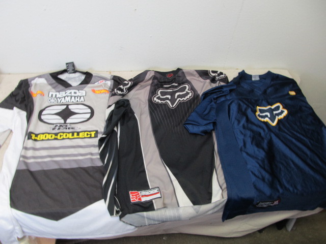lot 106 image: Lot of 3 Size XL RacingMotocross Jerseys