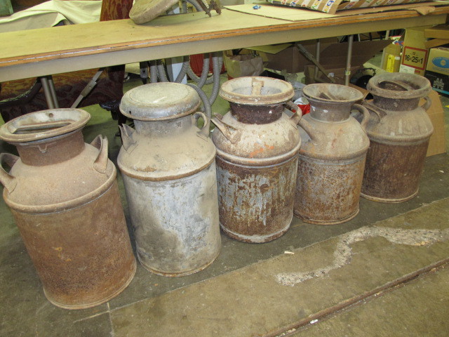 lot 123 image: Lot of 5 Antique Milk Cans