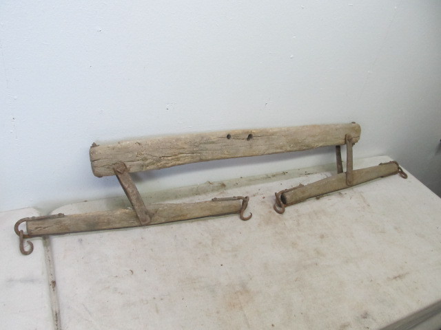 lot 130 image: Large Antique Double Horse Balancing Yoke