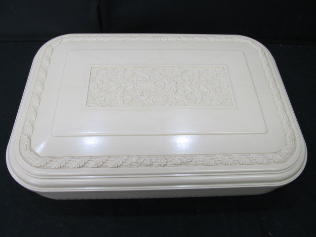 lot 142 image: Vintage MARSHALL-WHITE Silverware Case