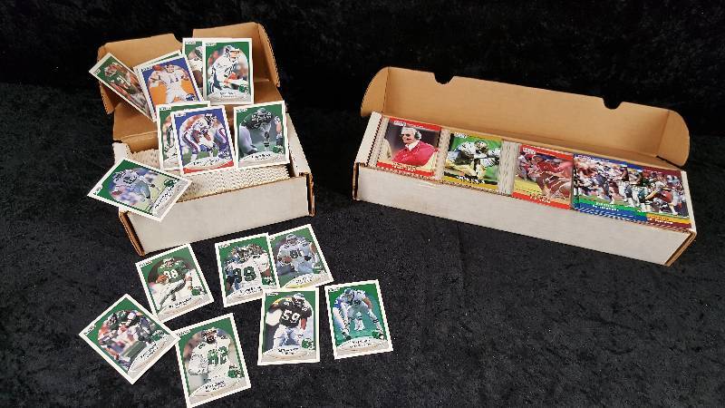 Lot - Football Cards - 1990 Fleer & 1990 Proset