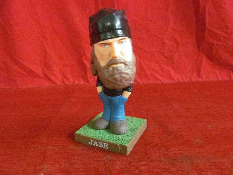 bobble head