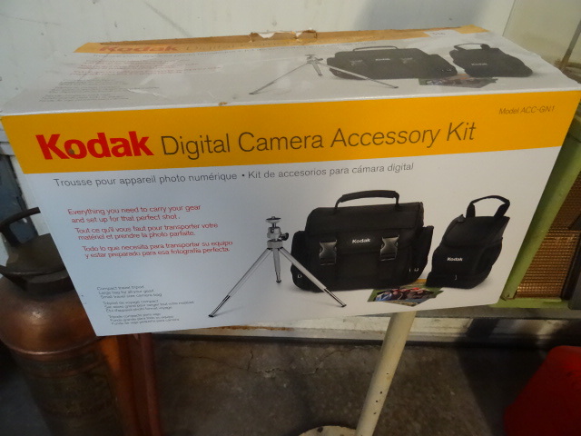 New Kodak digital camera accessory ...