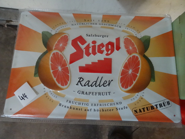 Metal 12 x 8 Stiegl grapefruit sign...